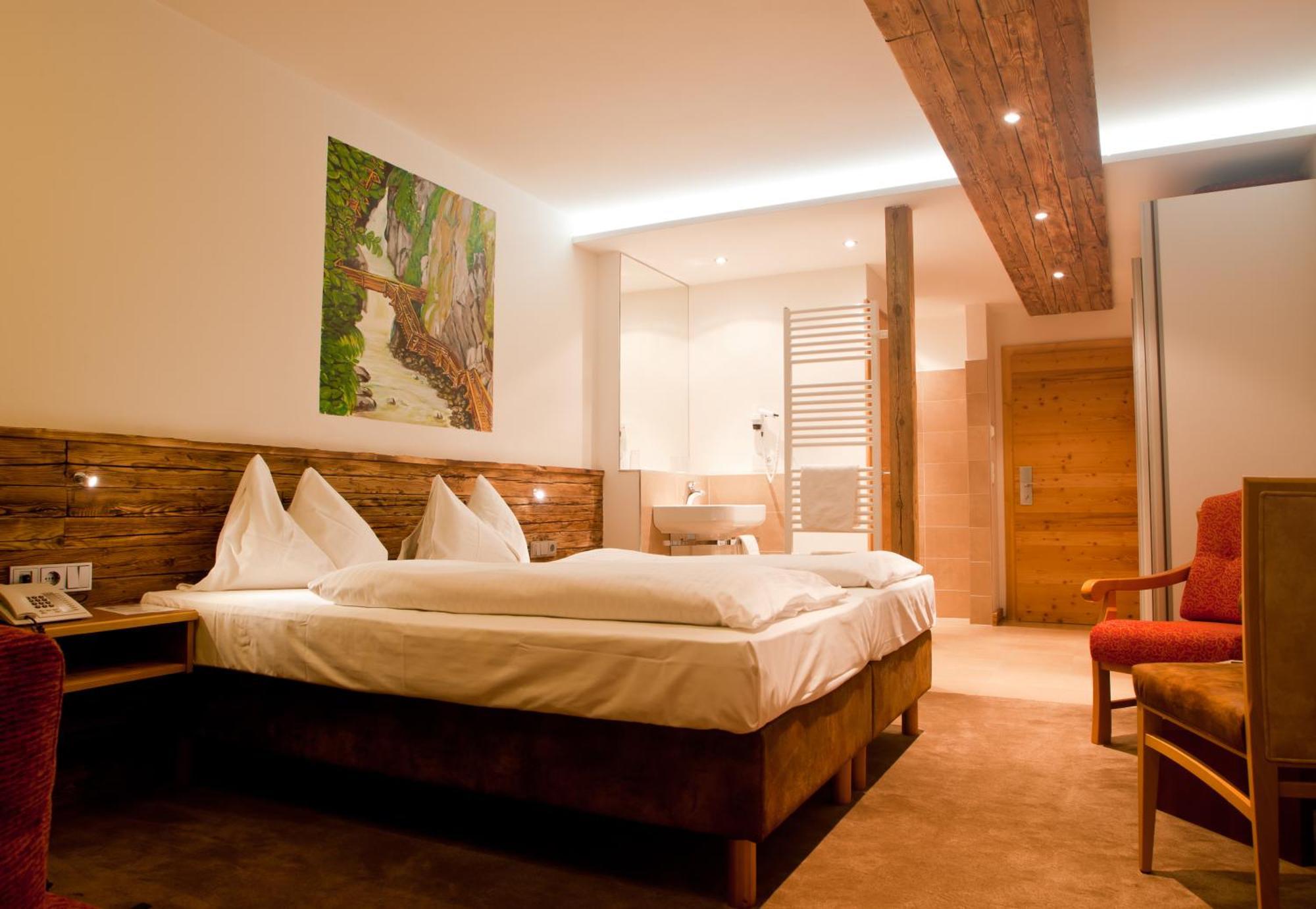 Hotel Gasthof Mitteregger - Beste Lage In Kaprun Extérieur photo